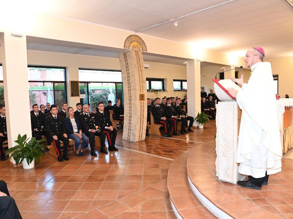 Conferito il Sacramento della Santissima Eucarestia ad alcuni Allievi Carabinieri