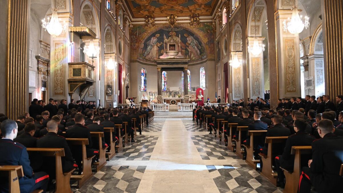 Celebrazione eucaristica in onore della Virgo Fidelis alla Cattedrale di San Clemente di Velletri